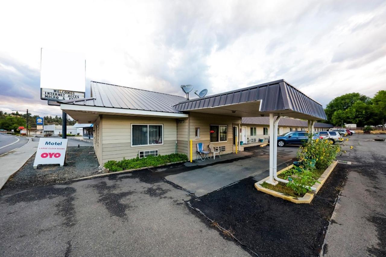 Oyo Riverside Inn John Day Or Εξωτερικό φωτογραφία