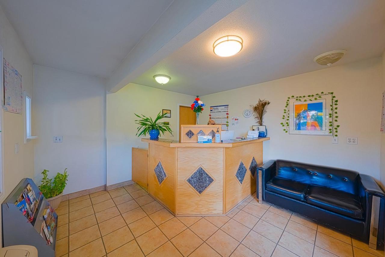 Oyo Riverside Inn John Day Or Εξωτερικό φωτογραφία