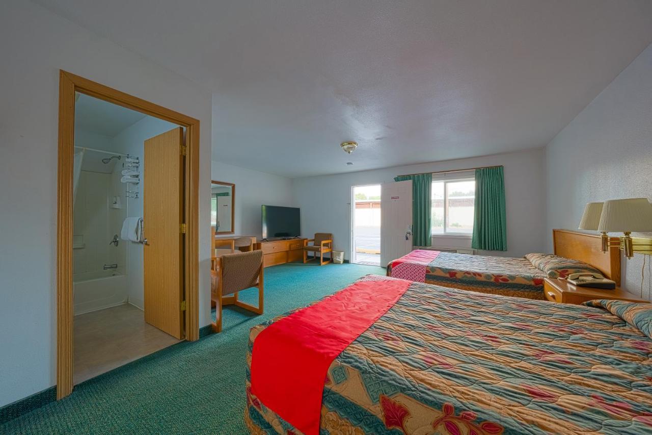 Oyo Riverside Inn John Day Or Εξωτερικό φωτογραφία