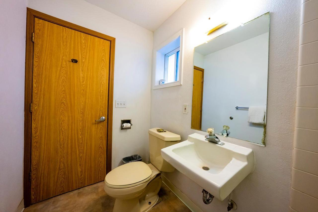 Oyo Riverside Inn John Day Or Εξωτερικό φωτογραφία