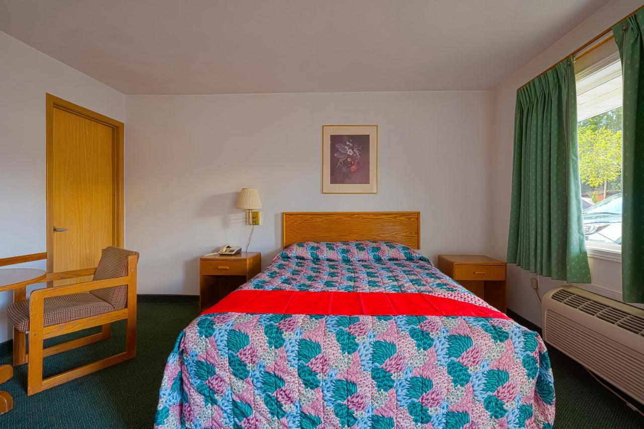 Oyo Riverside Inn John Day Or Εξωτερικό φωτογραφία